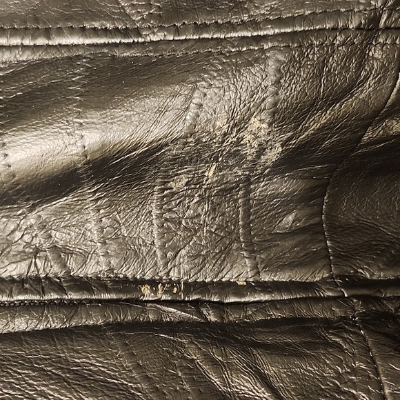 A women's Genuine Black Leather. - Picture 3 of 4